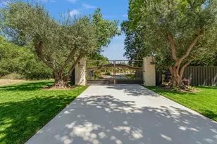 1080 Finley Rd, Pleasanton, CA 94588 - Photo 2