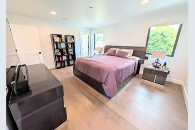 3281 Valley Square Ln, San Jose, CA 95117 - Photo 30