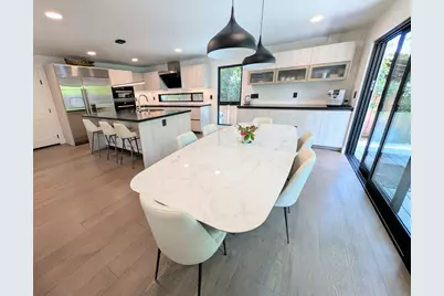 3281 Valley Square Ln, San Jose, CA 95117 - Photo 14