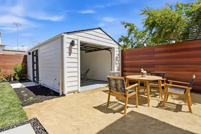 2753 Mathews St, Berkeley, CA 94702 - Photo 60