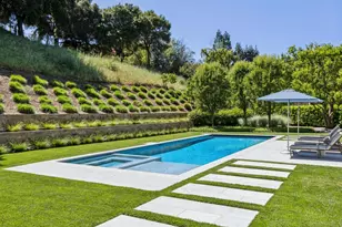 11881 Francemont Dr, Los Altos Hills, CA 94022 - Photo 52