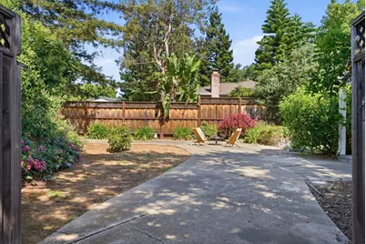 330 S El Monte Ave, Los Altos, CA 94022 - Photo 26