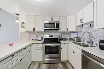 5834 Sperry Dr, Citrus Heights, CA 95621 - Photo 8