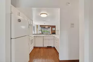 2329 Ticonderoga Dr, San Mateo, CA 94402 - Photo 14