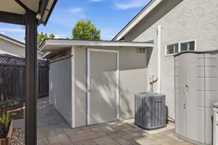 5816 Summerbrook Ct, San Jose, CA 95123 - Photo 32