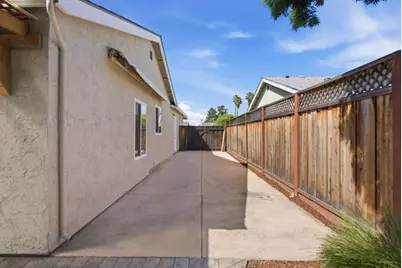 5816 Summerbrook Ct, San Jose, CA 95123 - Photo 30