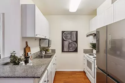 401 S Norfolk St 318, San Mateo, CA 94401 - Photo 8