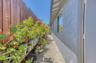 1066 Eagle Dr, Salinas, CA 93905 - Photo 32