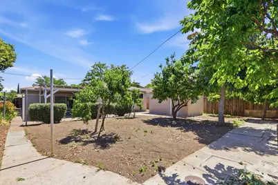 5273 Amelia Dr, San Jose, CA 95118 - Photo 42