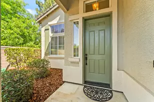 10360 Jennick Way, Elk Grove, CA 95757 - Photo 2