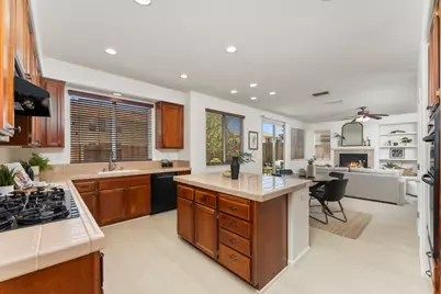 10360 Jennick Way, Elk Grove, CA 95757 - Photo 10