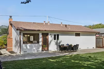 1404 Flores Dr, Pacifica, CA 94044 - Photo 24