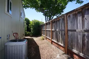 1050 Borregas Ave 8, Sunnyvale, CA 94089 - Photo 30