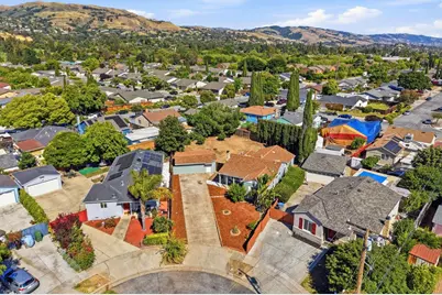 618 Genine Ct, San Jose, CA 95127 - Photo 46