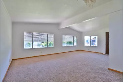 19690 N Hwy 99 121, Acampo, CA 95220 - Photo 4