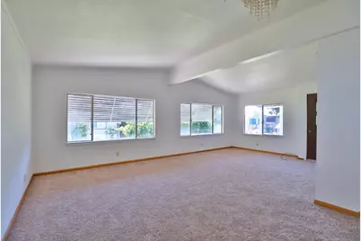 19690 N Hwy 99 121, Acampo, CA 95220 - Photo 8