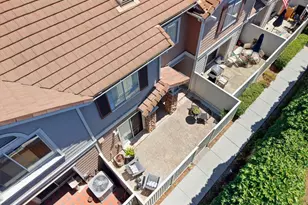 6349 Holly Gillingham Ln, San Jose, CA 95119 - Photo 30