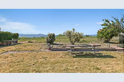 2167 Cypress Ave, San Pablo, CA 94806 - Photo 16