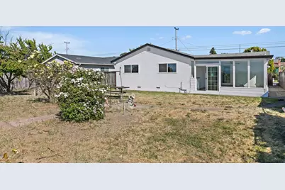 2167 Cypress Ave, San Pablo, CA 94806 - Photo 14