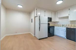 407 Raymond Ave, San Jose, CA 95128 - Photo 8