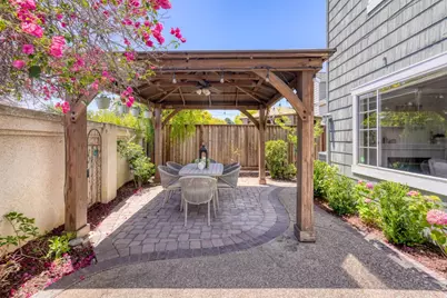 21815 Eaton Pl, Cupertino, CA 95014 - Photo 56
