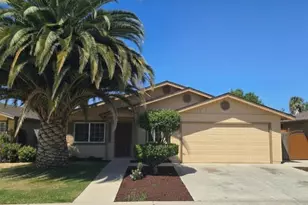 131 Leeds Ave, King City, CA 93930 - Photo 1