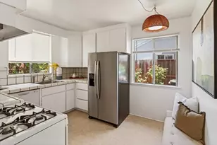 3991 Sutherland Dr, Palo Alto, CA 94303 - Photo 10