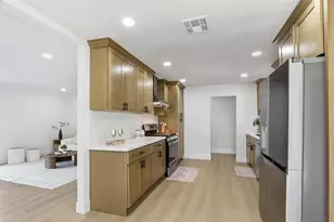 321 Mccovey Ln, San Jose, CA 95127 - Photo 12
