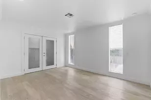 385 Pinefield Rd 385, San Jose, CA 95134 - Photo 2