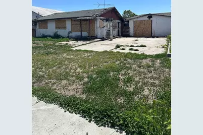 699 4th St, San Juan Bautista, CA 95045 - Photo 2