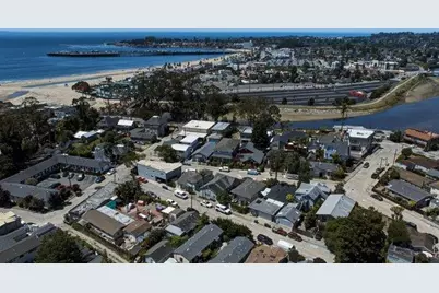 114 Park Ave, Santa Cruz, CA 95062 - Photo 14