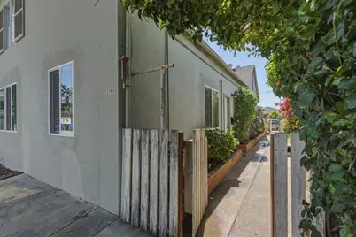 114 Park Ave, Santa Cruz, CA 95062 - Photo 10