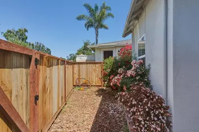 114 Park Ave, Santa Cruz, CA 95062 - Photo 8