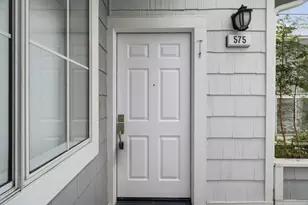 575 Shoal Cir, Redwood Shores, CA 94065 - Photo 2
