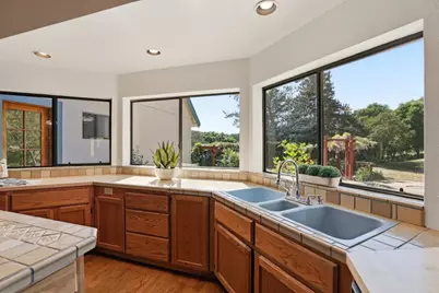 215 Chateau Dr, Aromas, CA 95004 - Photo 10