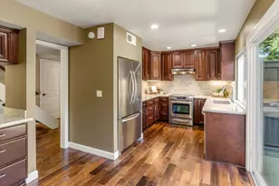 1110 Strayer Dr, San Jose, CA 95129 - Photo 6