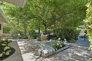 621 Wellsbury Way, Palo Alto, CA 94306 - Photo 26