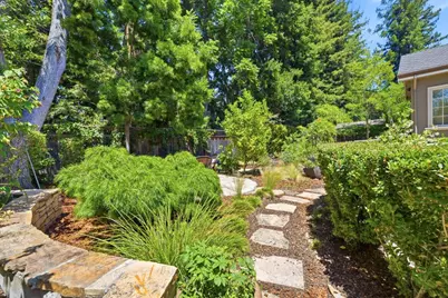 202 Felton Dr, Menlo Park, CA 94025 - Photo 54