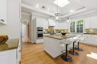202 Felton Dr, Menlo Park, CA 94025 - Photo 16