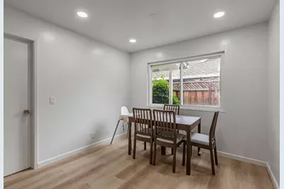 2337 Walden Sq, San Jose, CA 95124 - Photo 8