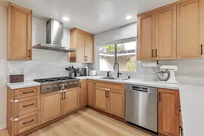 2337 Walden Sq, San Jose, CA 95124 - Photo 6