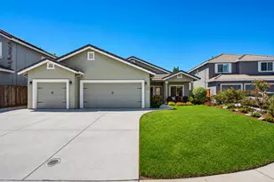 1691 Albany Ct, Hollister, CA 95023 - Photo 1