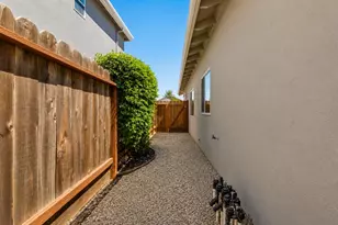 1691 Albany Ct, Hollister, CA 95023 - Photo 26