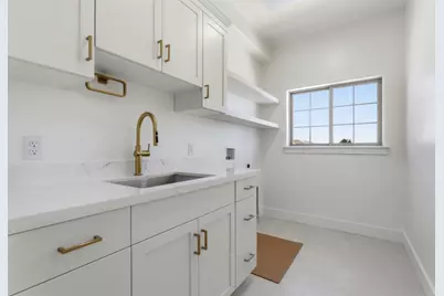 1007 Amore St, Hollister, CA 95023 - Photo 38