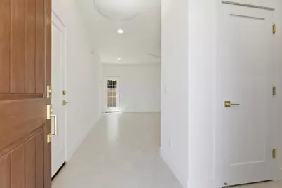1007 Amore St, Hollister, CA 95023 - Photo 6