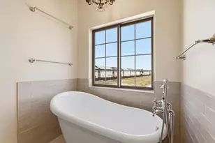 1001 Amore St, Hollister, CA 95023 - Photo 32