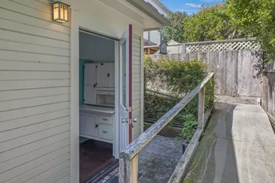 218 4th St, Pacific Grove, CA 93950 - Photo 22