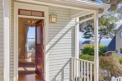 218 4th St, Pacific Grove, CA 93950 - Photo 2