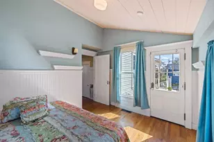 218 4th St, Pacific Grove, CA 93950 - Photo 12