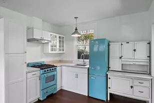 218 4th St, Pacific Grove, CA 93950 - Photo 24
